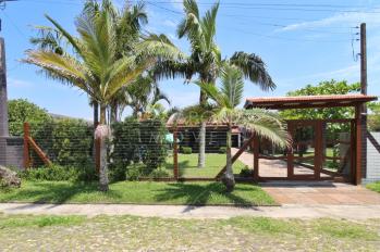 Imagem #2 do imóvel Encantadora Residência no Centro de Arroio do Sal