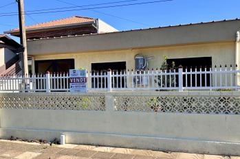 Imagem #1 do imóvel Casa com amplo pátio no Jardim Olívia – 300 metros do mar