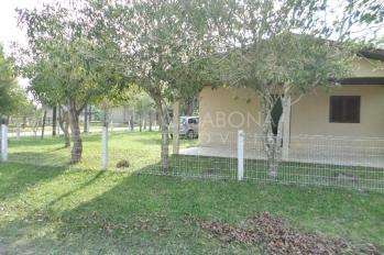 Imagem #1 do imóvel Oportunidade Única: Casa de Esquina com Dois Terrenos